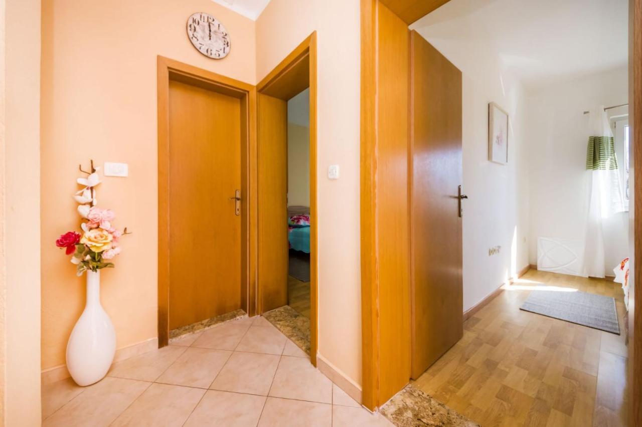 Kuca Za Odmor Danijela Villa Slivnica Ngoại thất bức ảnh