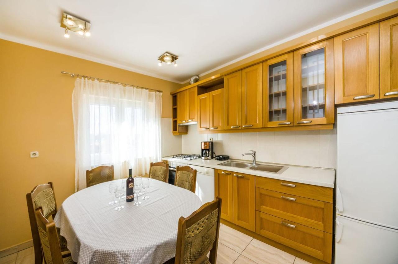 Kuca Za Odmor Danijela Villa Slivnica Ngoại thất bức ảnh
