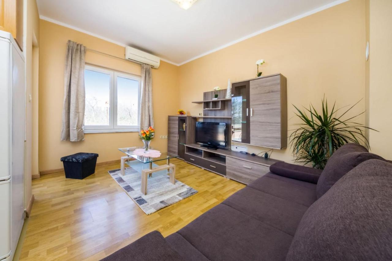 Kuca Za Odmor Danijela Villa Slivnica Ngoại thất bức ảnh